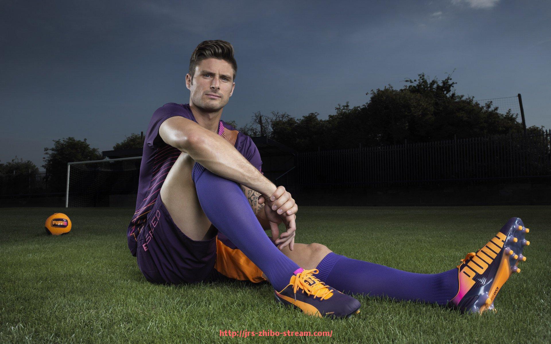 jrs直播-世俱杯球员训练服品牌视觉设计关键点及用户体验提升